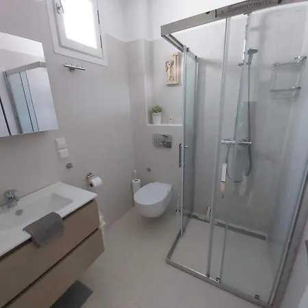 Our Dream To Oneiro Seaview, Near The